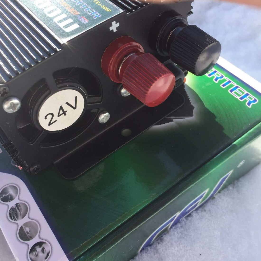 НЕМСКИ Инвертор за камион или кола CEJ 12V 24V - 220V, 2000W