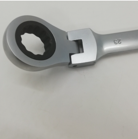 К-т звездогаечни чупещи тресчотни ключове от 6мм до 32мм 22 части в метален куфар KraftRoyal