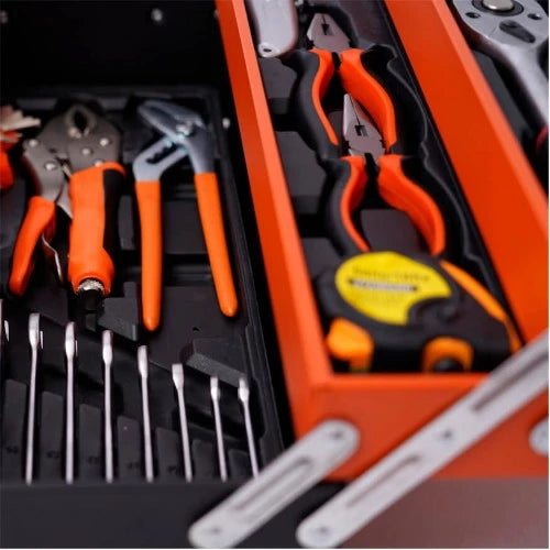 Комплект инструменти 147 бр. в метален куфар